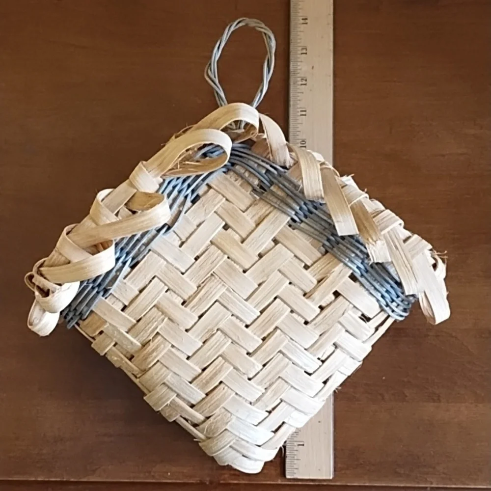 Handmade Bamboo Wall Pocket Basket Diamond Country Farmhouse Blue Accent